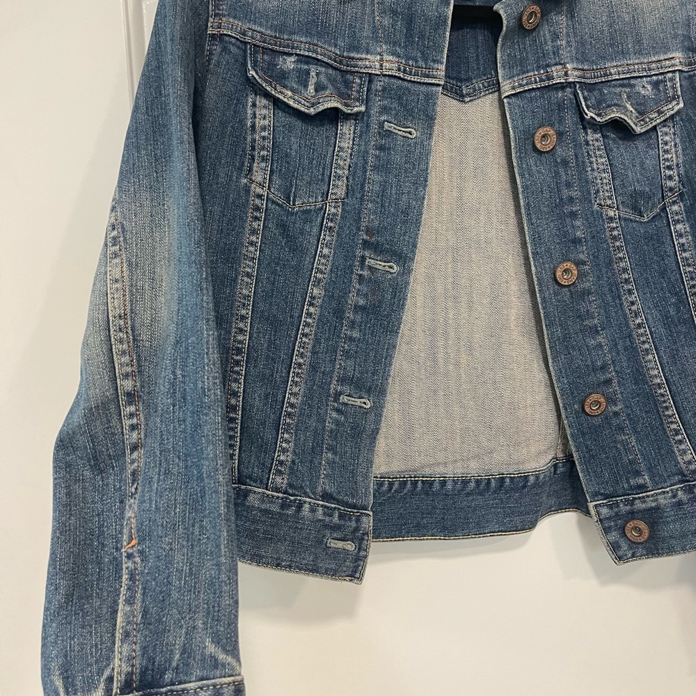 GAP Gapstretch Women’s Jean Jacket - Picture 2 of 6